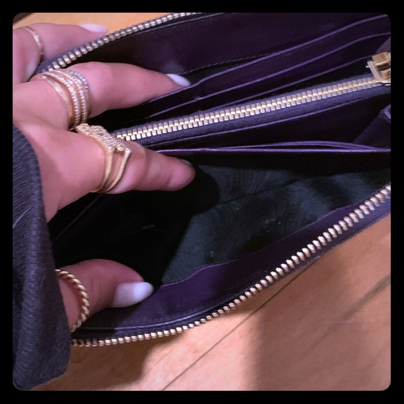 Prada wallet - Picture 5 of 12